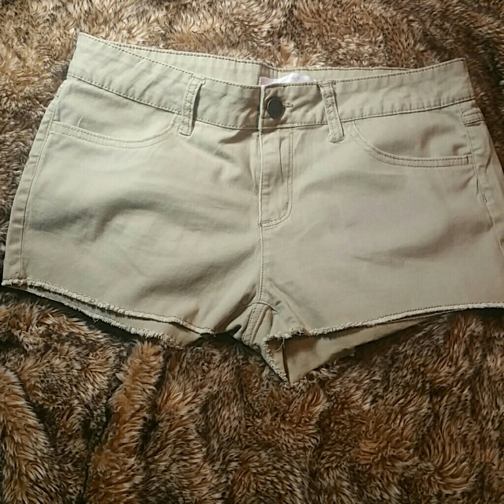 NO BOUNDARIES  juniors khaki short